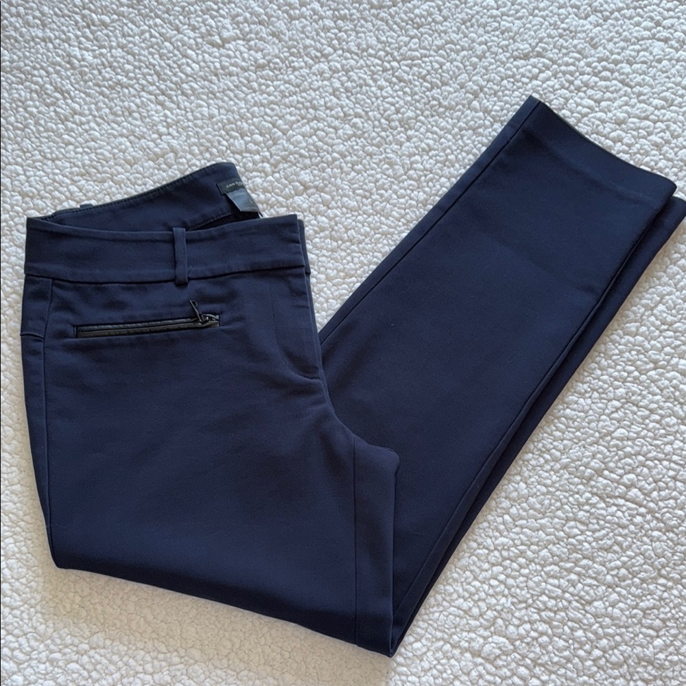 Ann Taylor Navy Dress Pant. Size 6